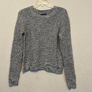 American Eagle Knitted Sweater size M
